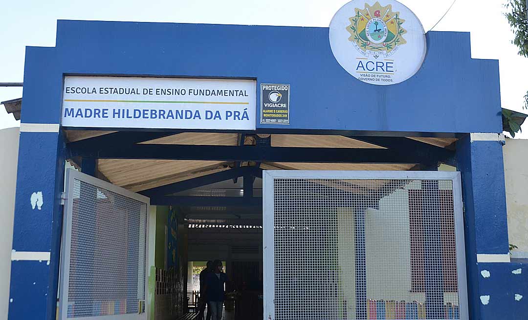 Escola de Rio Branco realiza atividades em comemoração ao Dia das Crianças