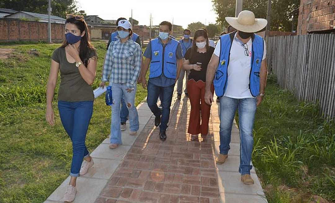 Governo e Caixa Econômica realizam visita técnica às obras do Igarapé Fundo