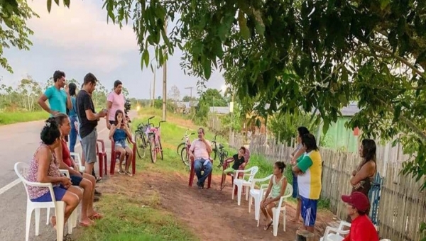 Candidato Chagas Batista cumpre agenda de campanha no Bairro do Triângulo