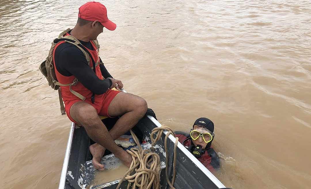 Após afogamento, bombeiros localizam corpo de criança de 11 anos em Cruzeiro do Sul