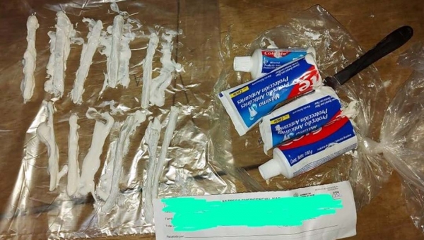 Policiais penais encontram cocaína camuflada dentro de tubos de creme dental no Francisco D’Oliveira Conde