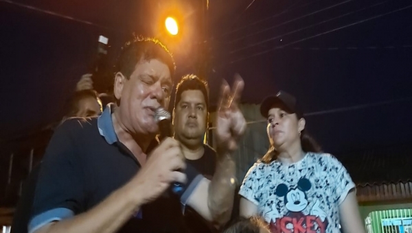 Candidato a prefeito Júnior Feitosa inaugura Comitê com a presença de Flaviano Melo em Tarauacá