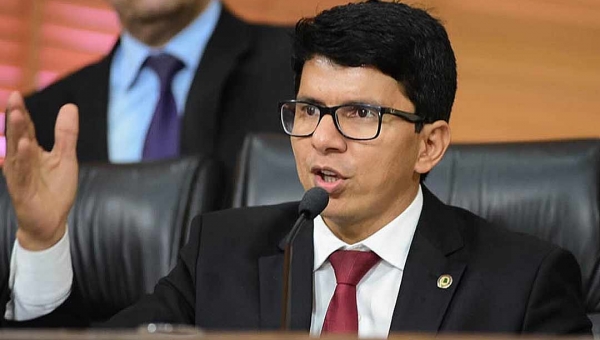 Com afastamento de Nicolau após Operação da PF, Jenilson assume Aleac e diz: “estaremos aqui conduzindo este Poder”