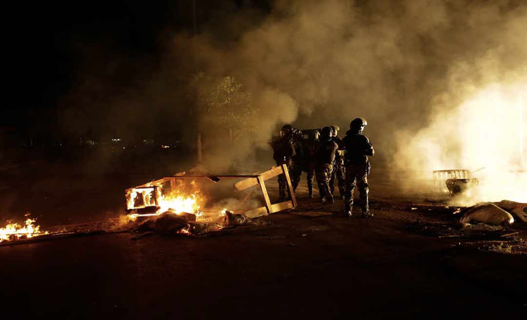 Sem energia elétrica, Estado do Amapá vira zona de guerra