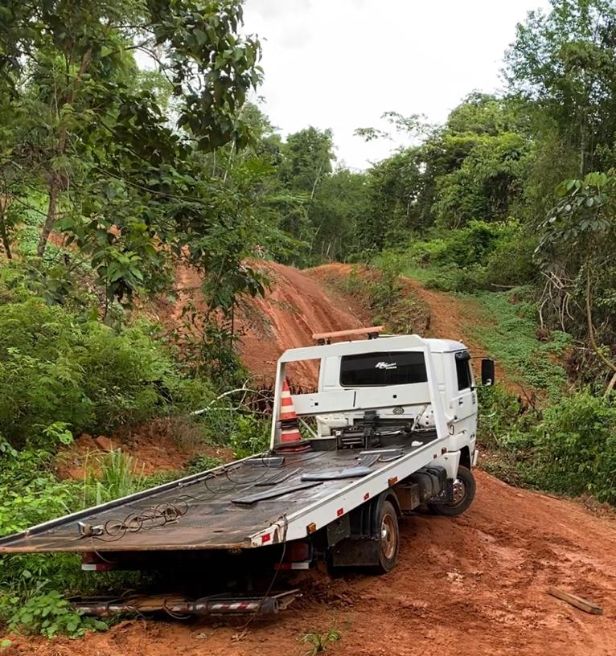Forças de Segurança  recuperam caminhão roubado em território boliviano