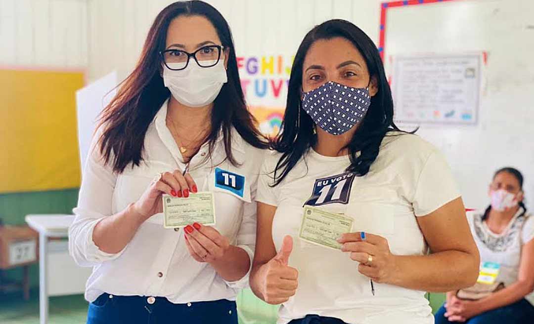 Senadora Mailza e a candidata Rosana Gomes, do Progressistas, votam juntas no Quinari