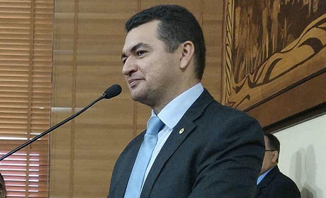 “Fui de balsa, mas fui feliz”, diz deputado do PSDB na Aleac