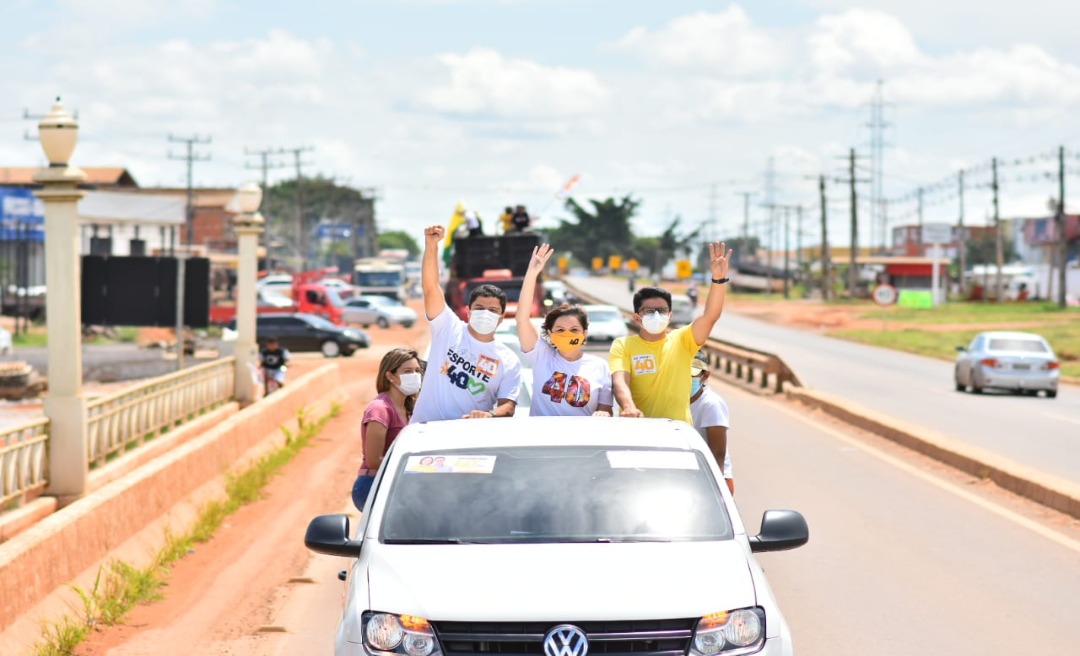 Socorro e Eduardo promovem carreata na Cidade do Povo 