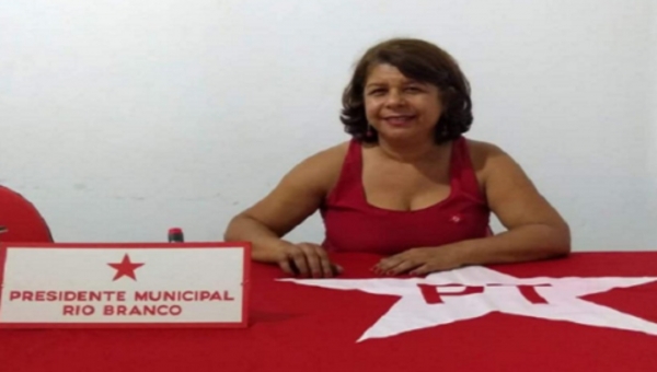 Presidente do PT de Rio Branco, Selma Neves, pede desculpas à Socorro Neri por tê-la chamada de “vagabunda”