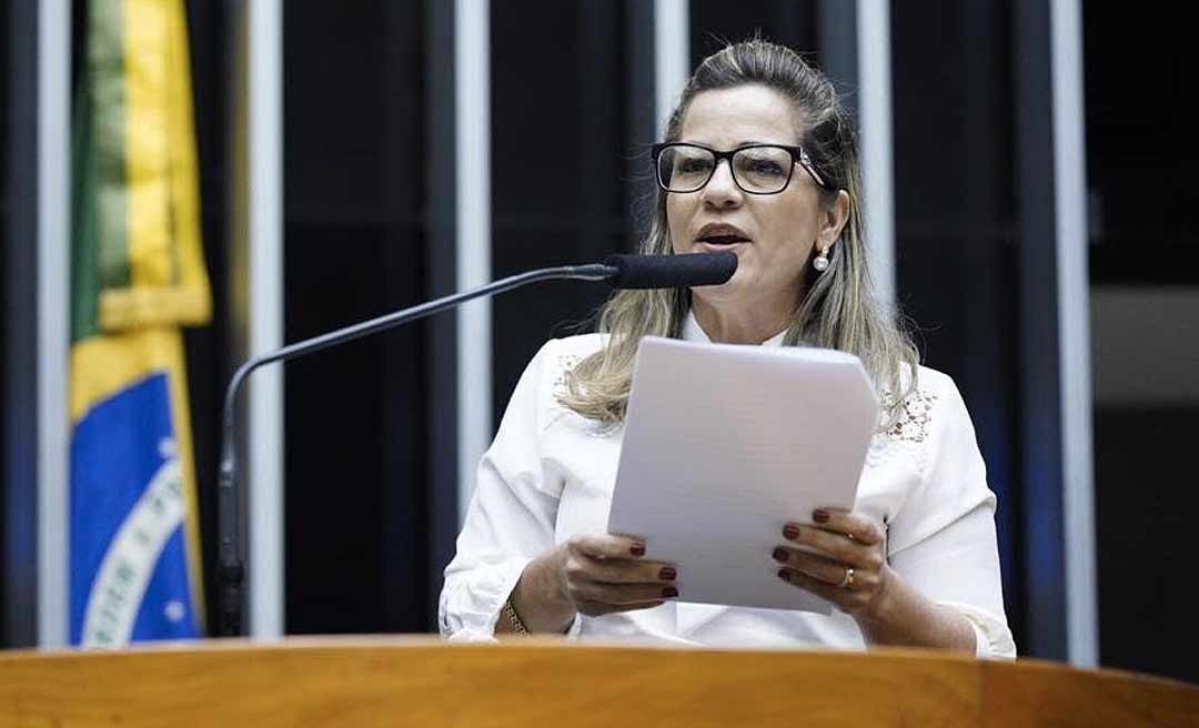 Deputada Mara Rocha apresenta Projeto de Decreto Legislativo para impedir o corte no FUNDEB