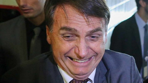 Maioria isenta Jair Bolsonaro por mortes na pandemia de Covid-19, segundo pesquisa Datafolha