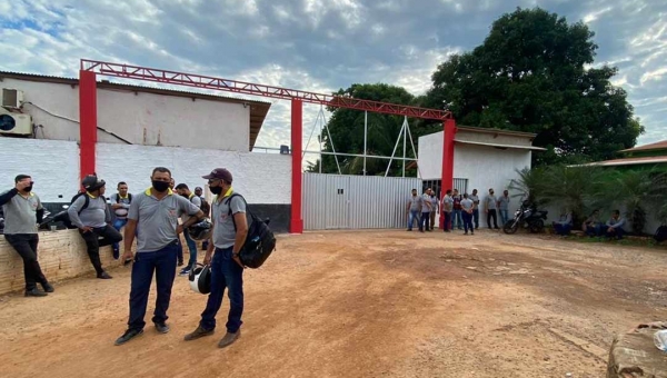 Greve no transporte coletivo de Rio Branco deve continuar até o pagamento de salários atrasados