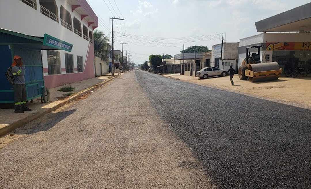 Marilete Vitorino transforma Tarauacá em canteiro de obras e vai deixar a cidade com mais de 13 km de ruas asfaltadas