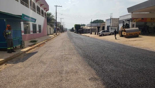 Marilete Vitorino transforma Tarauacá em canteiro de obras e vai deixar a cidade com mais de 13 km de ruas asfaltadas