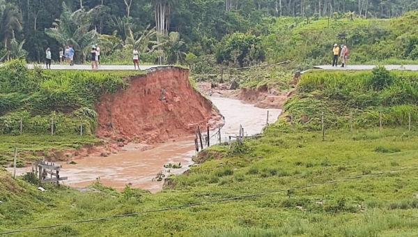 Ministro de Bolsonaro destaca ação do Dnit na recuperação de trecho da BR- 364, em Tarauacá