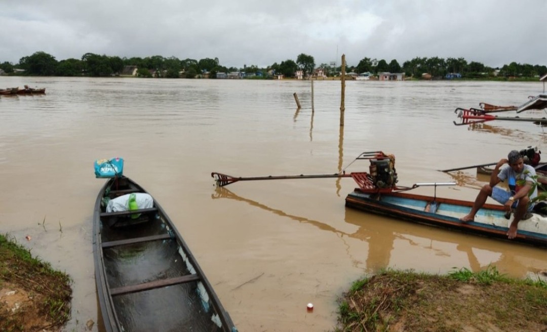 Nível do Rio Juruá segue aumentando e cheia já atinge 5 mil pessoas