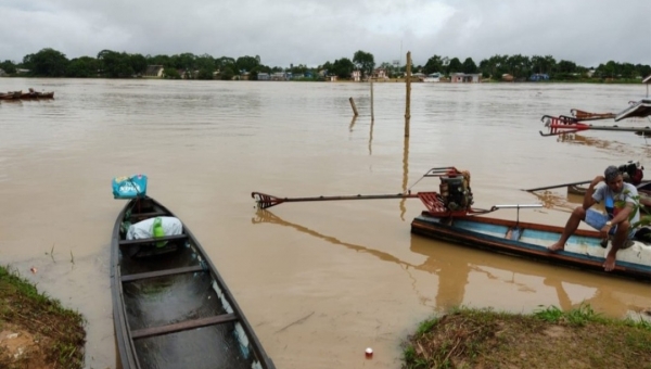 Nível do Rio Juruá segue aumentando e cheia já atinge 5 mil pessoas