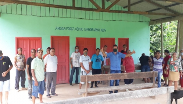 Piaba ouve reivindicações de produtores no Ramal do Junqueira em Rio Branco