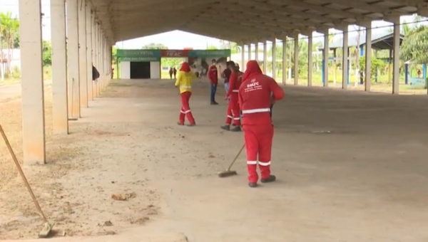 Prefeitura de Rio Branco começa a construir abrigos no Parque de Exposições