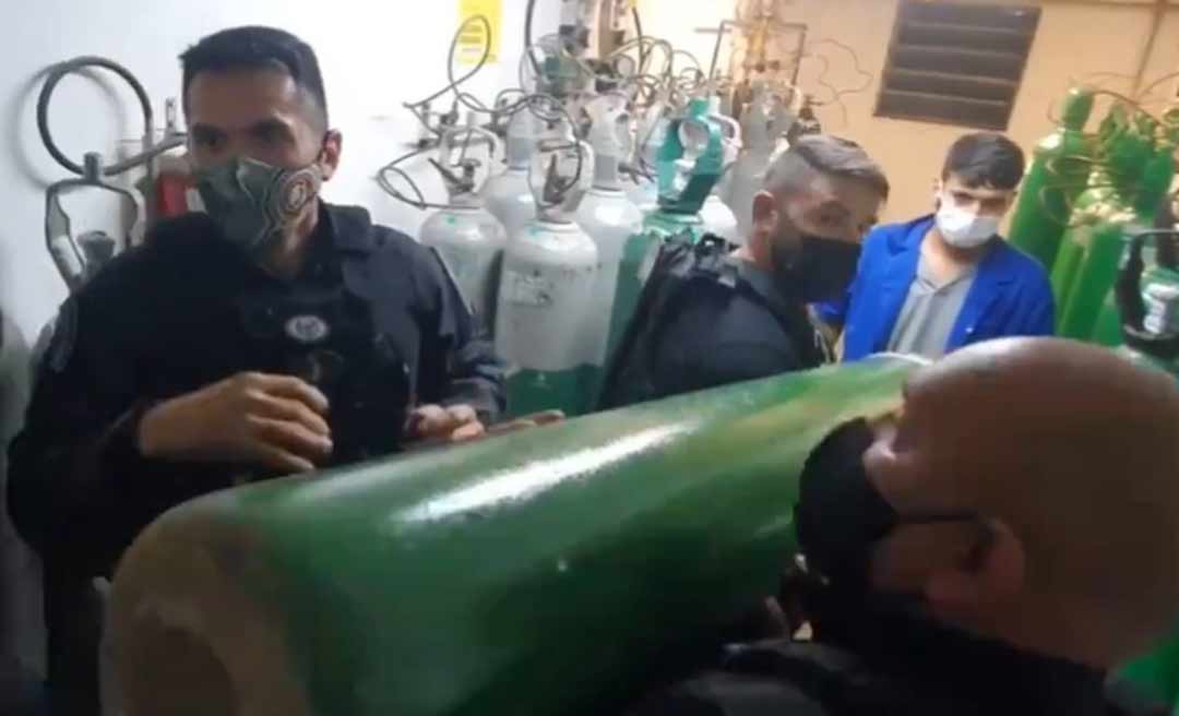 AM: 33 cilindros de oxigênio escondidos são apreendidos pela polícia em Manaus