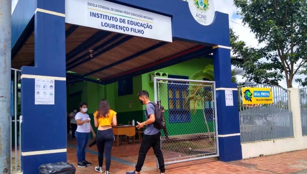 Portões abertos: começou a correria do Enem 2020 em Rio Branco