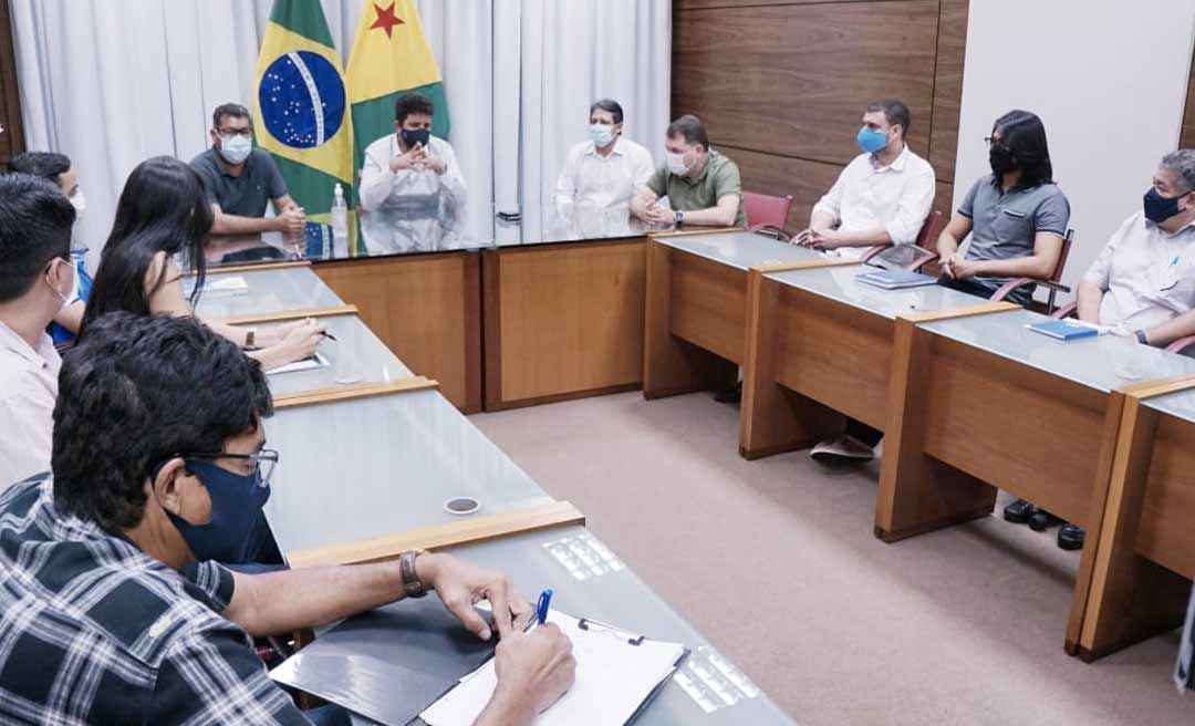 Em reunião de alinhamento, governador pede celeridade na conclusão das obras da Saúde