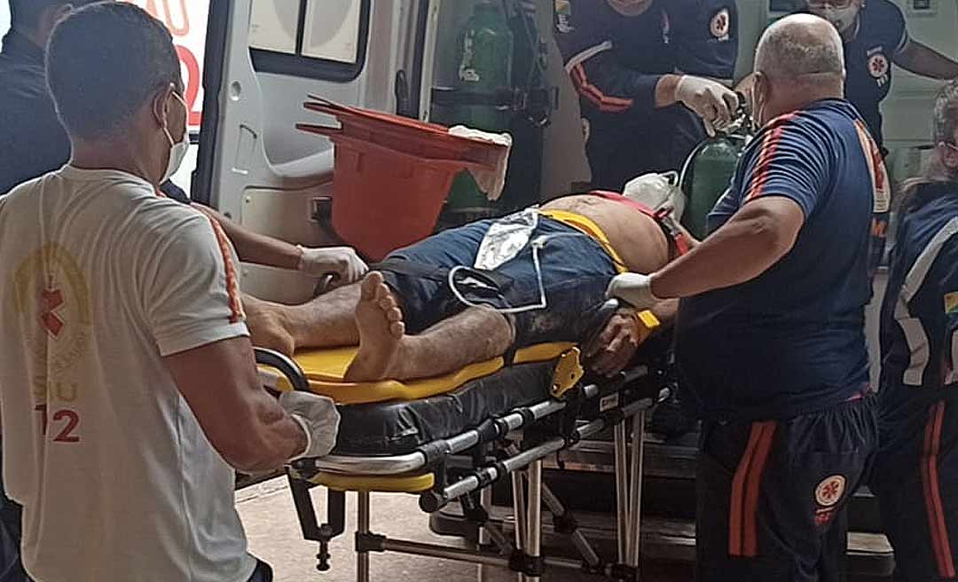 Homem é alvo de criminosos neste domingo, no Belo Jardim; vítima foi ferida com dois disparos