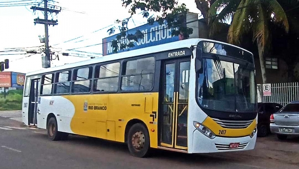 Criminosos atacam novamente e fazem a ‘limpa’ em ônibus da linha do Cidade do Povo