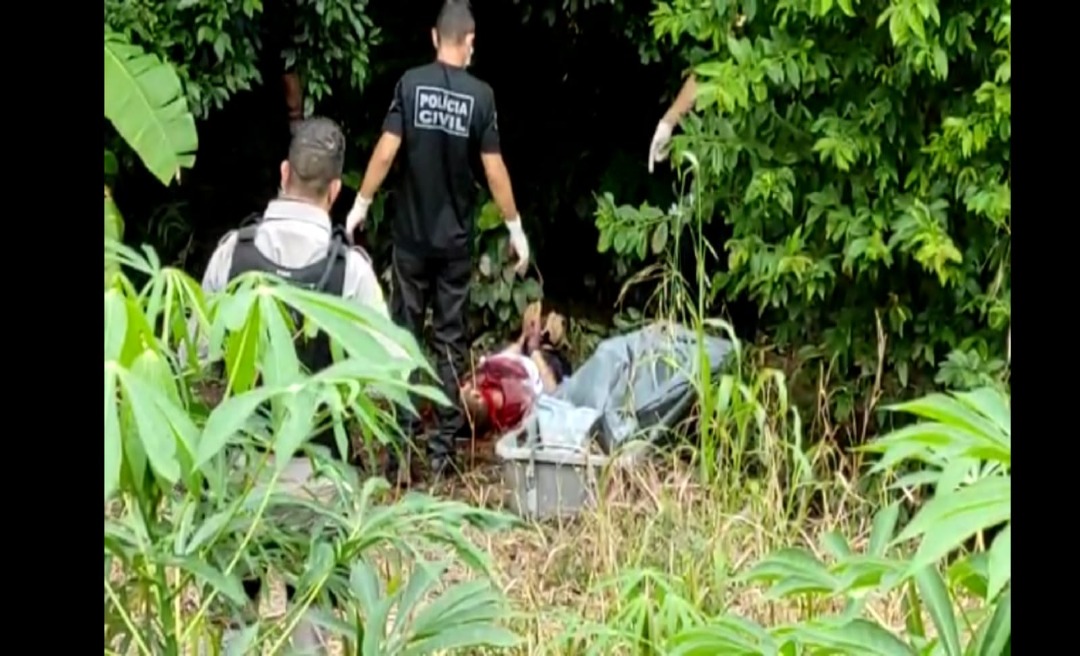 Após ter mãos e pernas amarradas, jovem é torturado e morto a facadas no Jacarandá