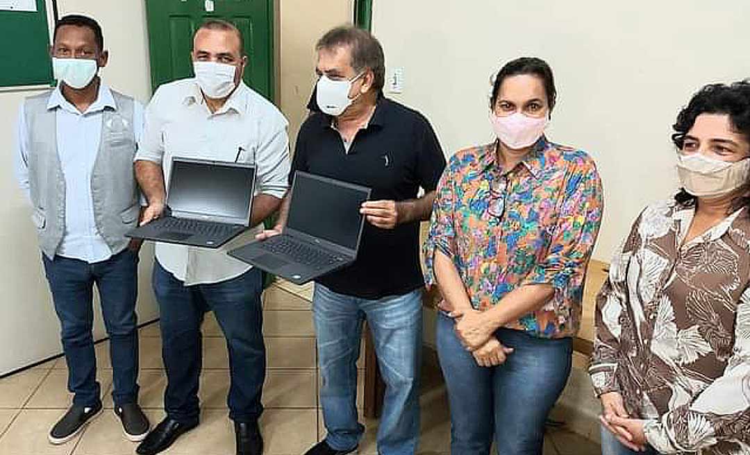 Deputado José Bestene entrega equipamentos de sua emenda à Rádio Difusora