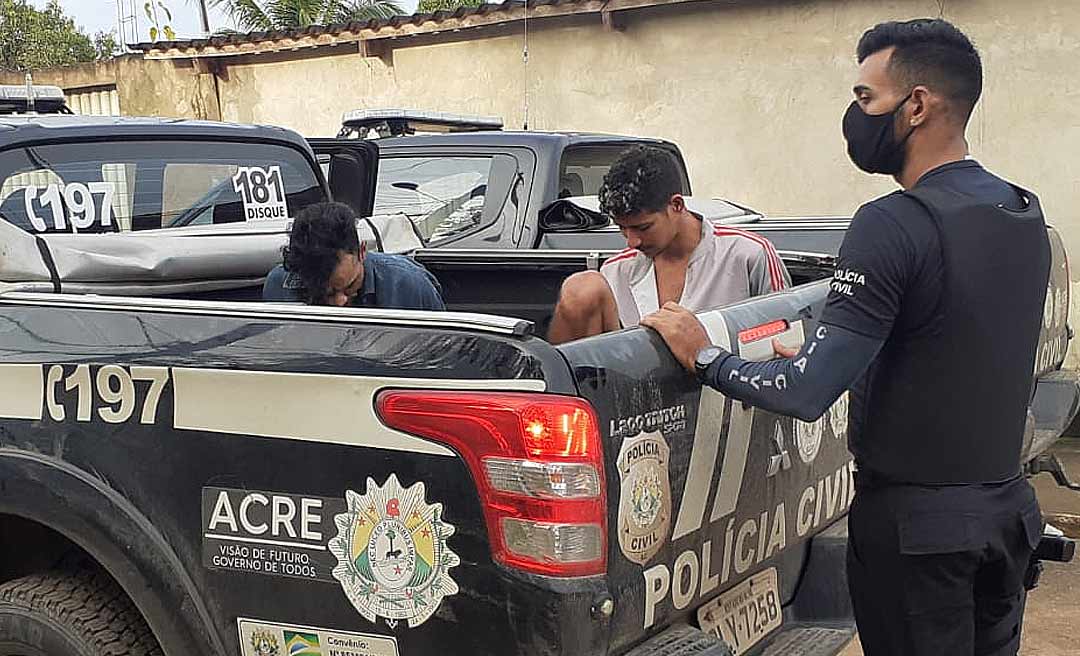 Em operação no Bujari, Polícia Civil conduz nove pessoas, apreende drogas, armas e munições