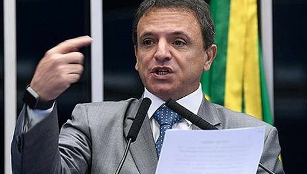 Bittar defende volta do auxílio emergencial para os brasileiros e vai propor isso no Orçamento da União