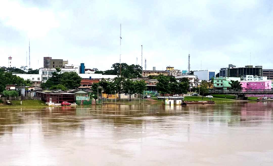 Rio Acre baixou 30 centímetros em 24 horas, informa Defesa Civil