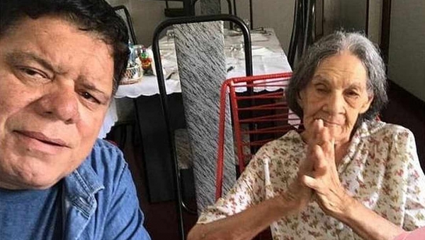 “Te amo para sempre, mamãe”, escreve Flaviano em memória da mãe Laudi Melo