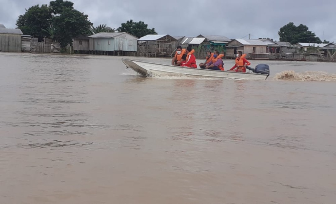 Rio Tarauacá continua acima da cota de transbordamento; na medição das 6 horas manancial se manteve estável