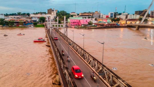 Rio Acre dá sinais de estabilidade na Capital no início da tarde desta quarta-feira