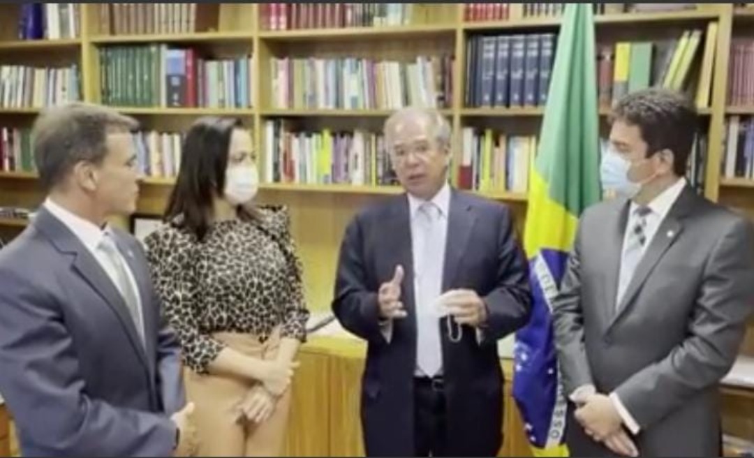 Paulo Guedes garante a Gladson o envio de "dinheiro mais rápido possível" para socorrer o Acre das enchentes 