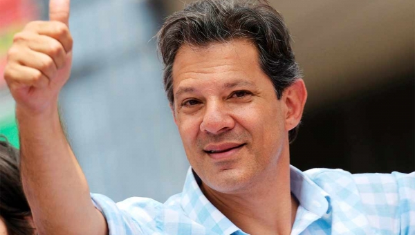 Fernando Haddad usa fanpage para divulgar campanha "SOS Acre" e diz: "Nossa ajuda é fundamental"