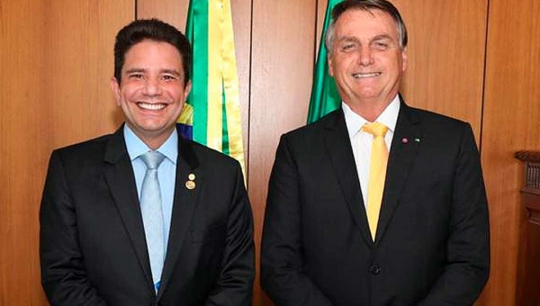 Gladson viaja a Brasília e retorna com Bolsonaro nesta quarta ao Acre com lotes de vacinas