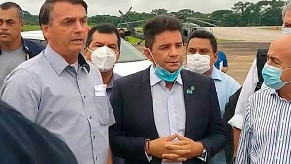 AO VIVO: NH acompanha de pertinho os primeiros passos de Bolsonaro no Acre