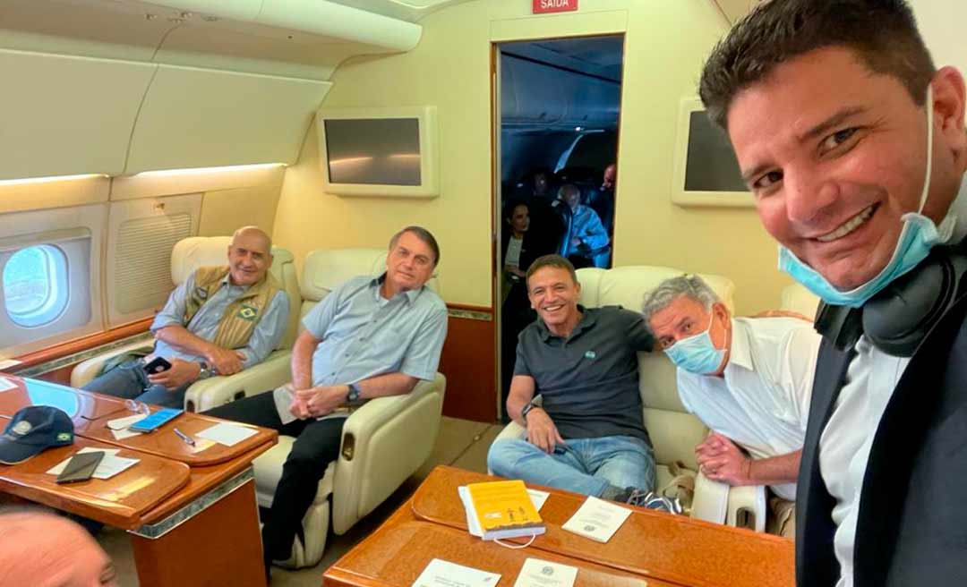 Avião presidencial já decolou de Brasília ao Acre com Gladson, Márcio e Petecão ao lado de Bolsonaro