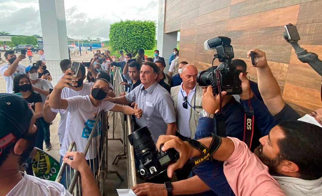 Presidente Jair Bolsonaro chega ao Acre para visitar áreas alagadas