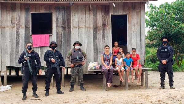 Polícia Civil e ICMBio realizam fiscalização em áreas isoladas e levam alimentos a famílias atingidas pela enchente