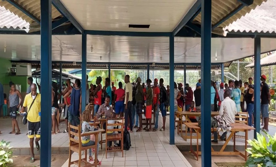 Prefeitura de Assis Brasil suspende testagem para Covid-19 dos imigrantes 