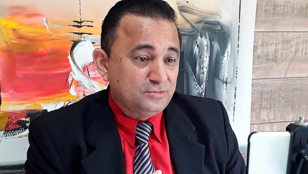 Pastor Arnaldo Barros diz que Bocalom será um dos "piores prefeitos de Rio Branco"