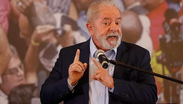 Lula diz que foi 'vítima da maior mentira jurídica em 500 anos de História'