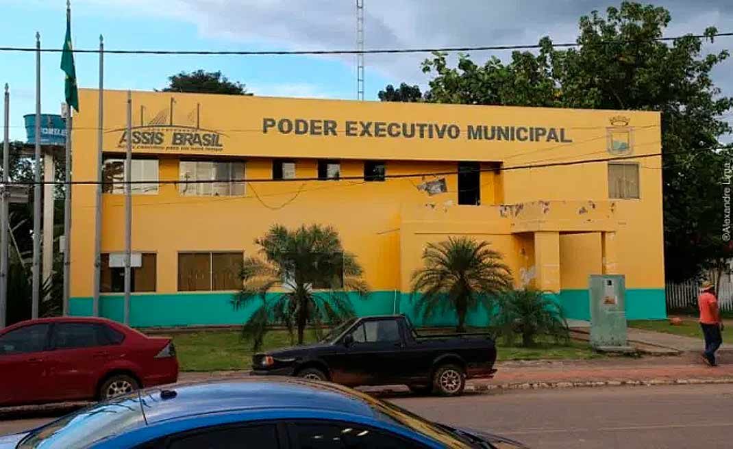 Receita Federal sequestra quase R$ 500 mil da Prefeitura de Assis Brasil