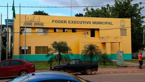 Receita Federal sequestra quase R$ 500 mil da Prefeitura de Assis Brasil