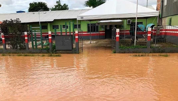 Após grande cheia, Tarauacá registra mais de 2 mil casos de Dengue