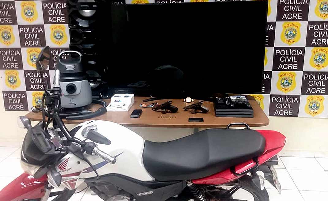 Em menos de 12 horas Polícia Civil elucida crime de roubo, prende quatro em flagrante e recupera motocicleta e outros bens